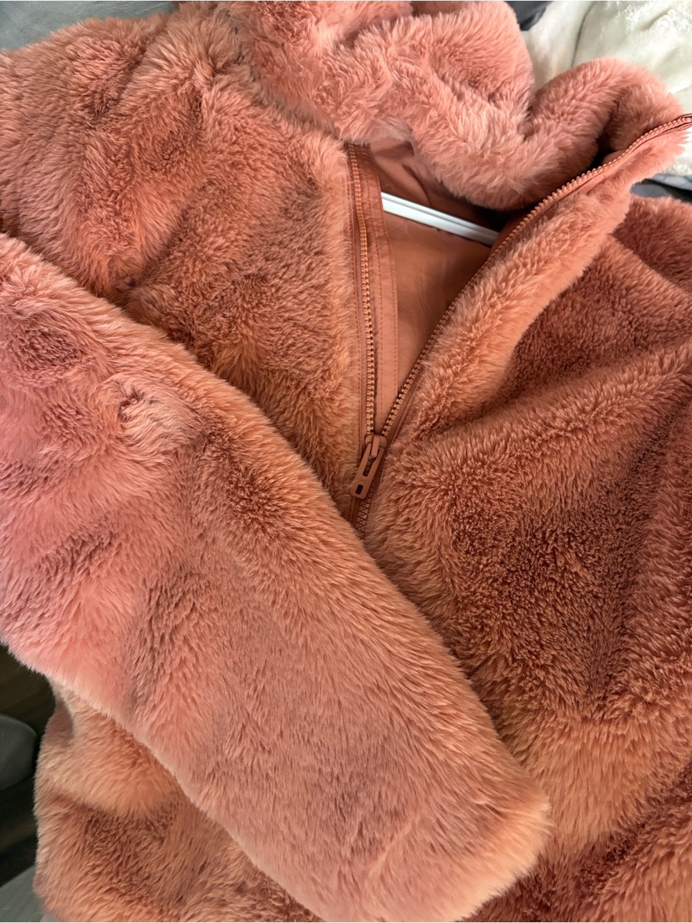 EUC Youth XL Under Armor Faux Fur Hooded Jacket - Burnt Orange